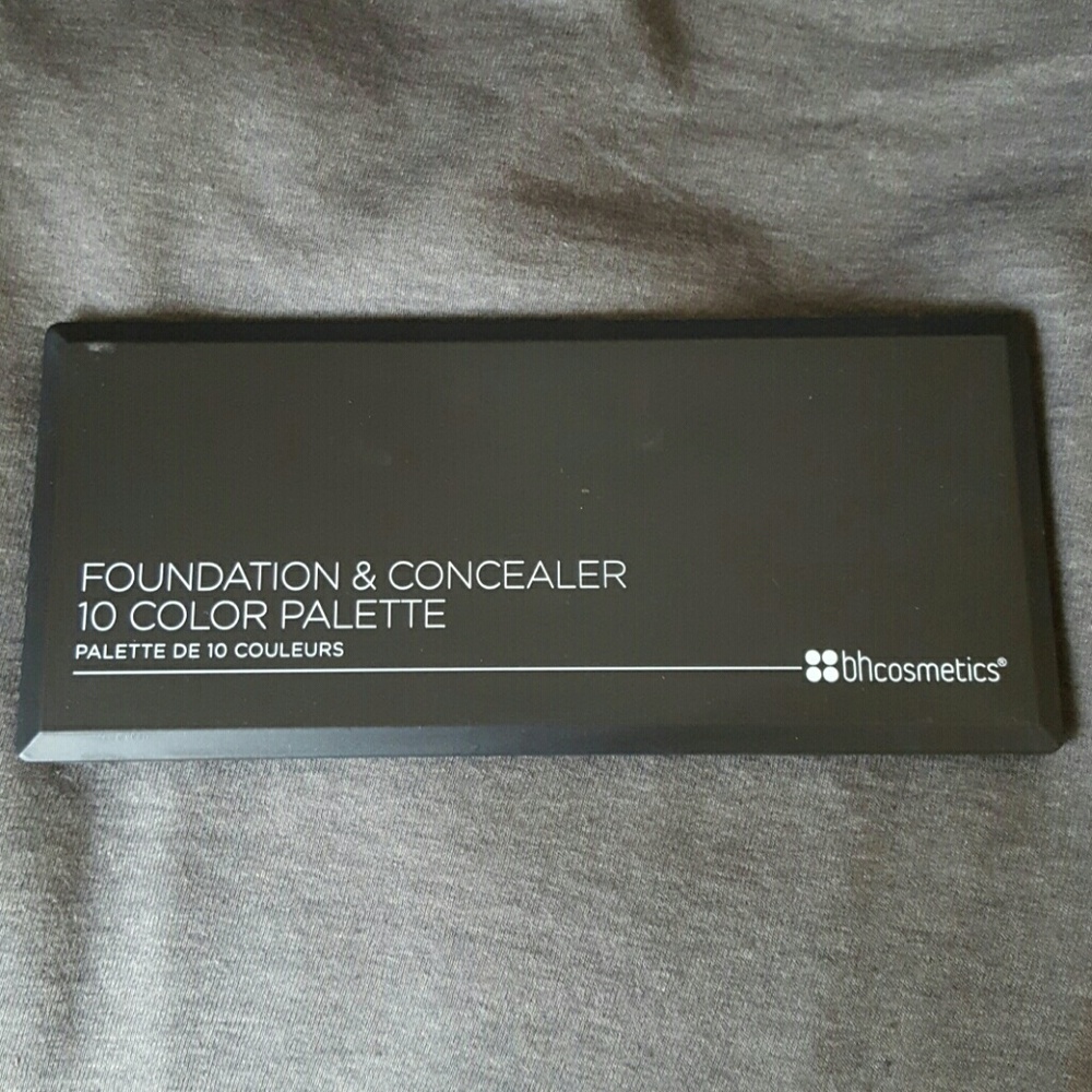 BH Cosmetics Foundation & Concealer Palette